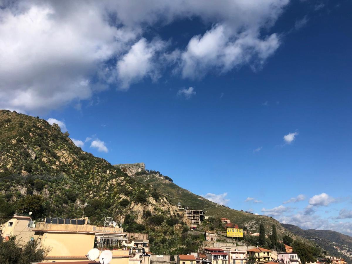 Taormina Center Apartment With Sea View מראה חיצוני תמונה